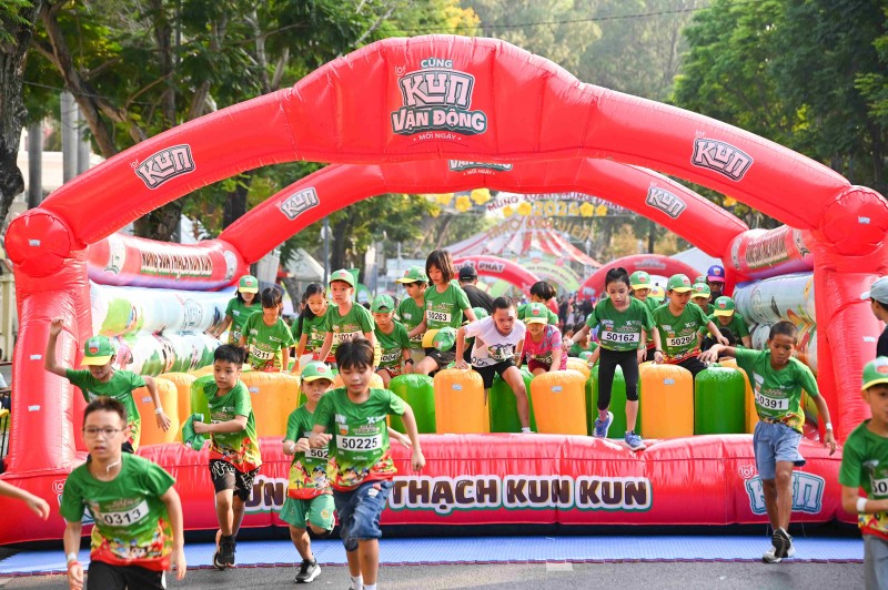 Vui hết nấc với giải đua Kun Happy Run Cần Thơ 2024