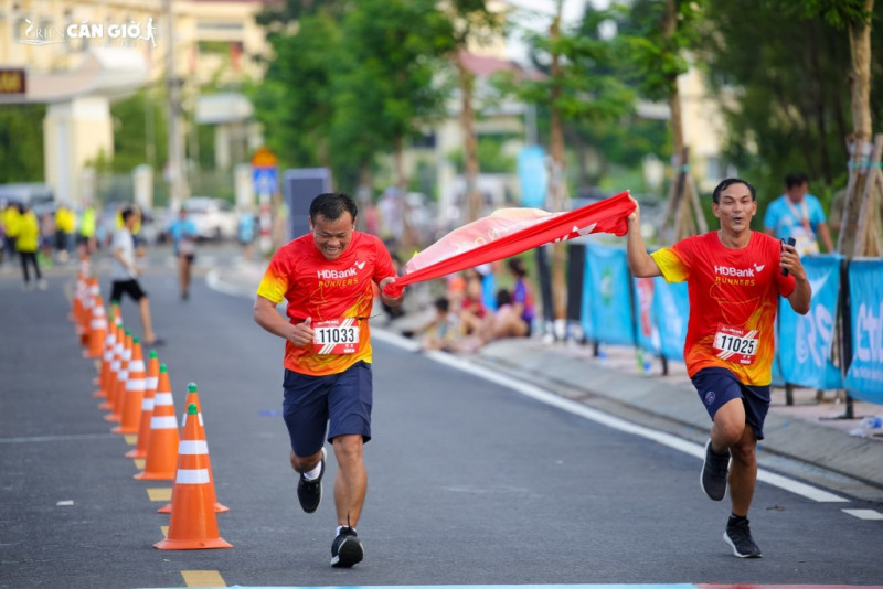 Nhiều hoạt động ý nghĩa tại “đường đua xanh” độc đáo Green Cần Giờ Marathon HDBank 2024 