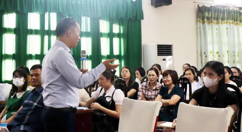 Bắc Giang: Đối thoại, giải đáp vướng mắc về thực hiện pháp luật lao động, bảo hiểm xã hội