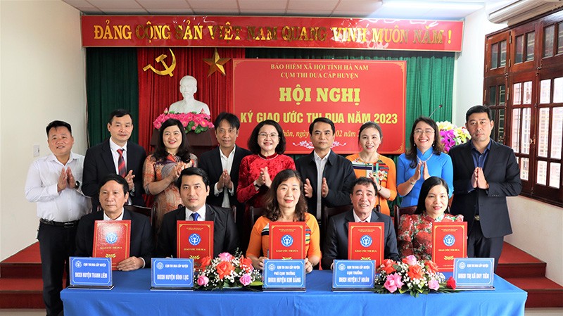 BHXH tỉnh Hà Nam: Cụm Thi đua BHXH cấp huyện ký kết giao ước thi đua năm 2023