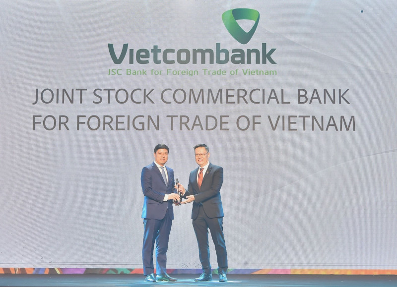 Vietcombank được HR ASIA vinh danh tại tất cả các hạng mục giải thưởng “Nơi làm việc tốt nhất châu Á” năm 2024
