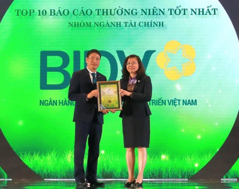 BIDV nhận giải thưởng “tốp 10 báo cáo thường niên tốt nhất”
