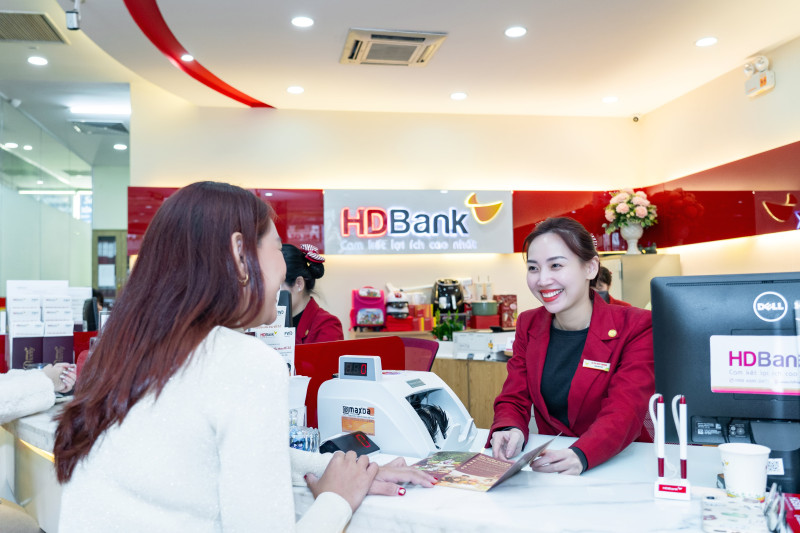 Vay dài, trả nhẹ - HDBank tiếp sức người trẻ an cư