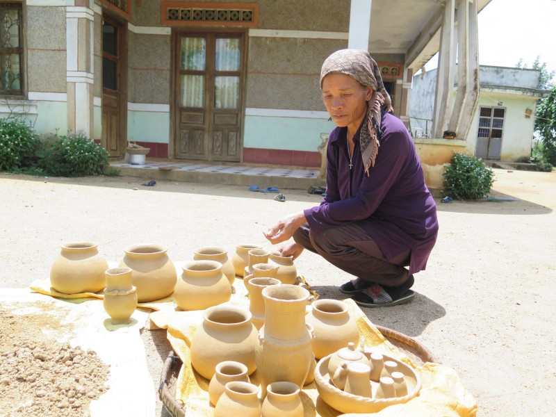 Làng gốm và chuyện bảo tồn văn hóa - Kỳ 1: Men buồn… làng gốm