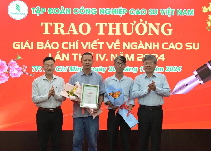 Trao Giải báo chí viết về ngành cao su Việt Nam lần thứ 4  năm 2024