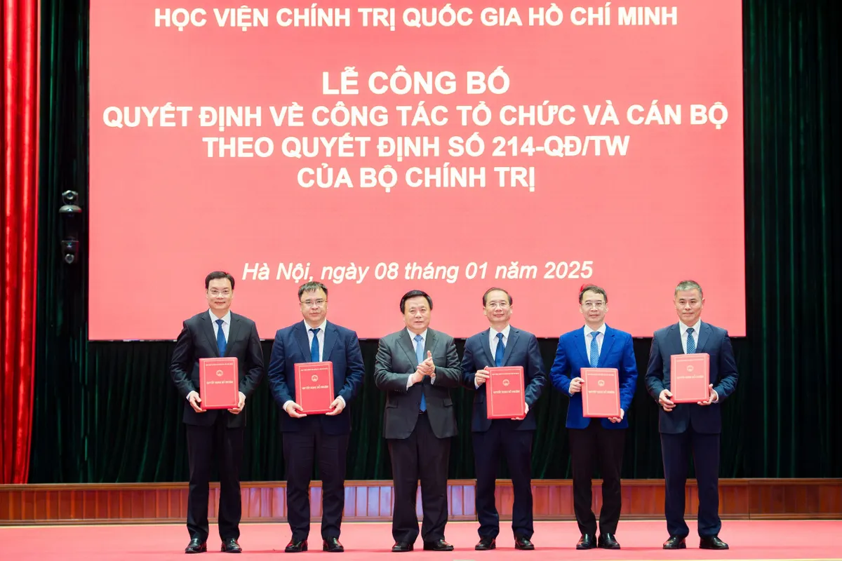 PGS, TS Trần Thanh Giang làm Phó Giám đốc Học viện Hành chính và Quản trị công