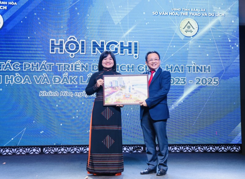 Liên kết phát triển du lịch Khánh Hòa và Đắk Lắk