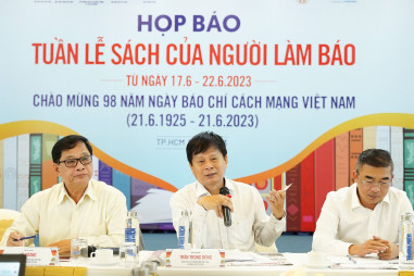 Tuần lễ sách của người làm báo